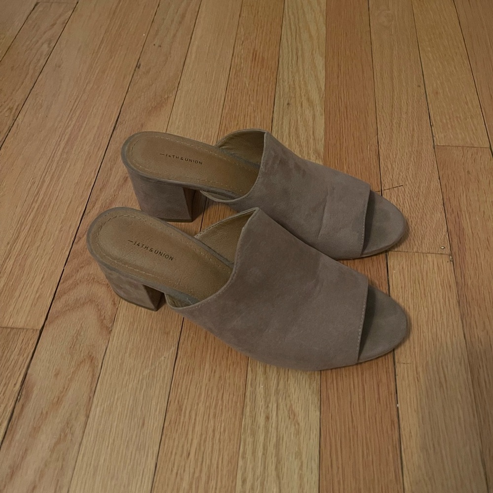14 & Union Mules